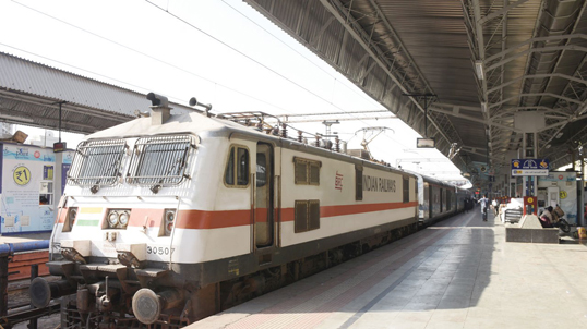 Nový trakční systém ABB pomůže zlepšit indickou železnici
