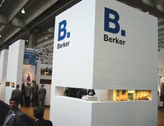 Berker - Lighting+Building Frankfurt 2002